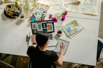 Plantilla de figura humana con proporciones para practicar la regla de las ocho cabezas